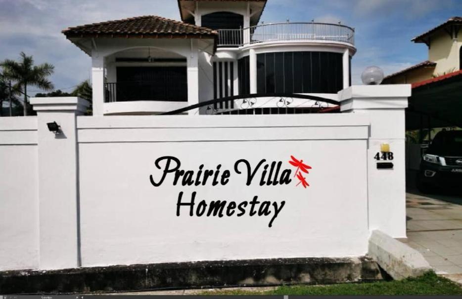 Prairie Villa Homestay Lumut Luaran gambar